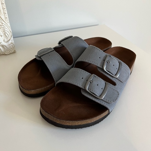 Comfortable Women's Helga Leather Footbed Sandal - Picture 3 of 5